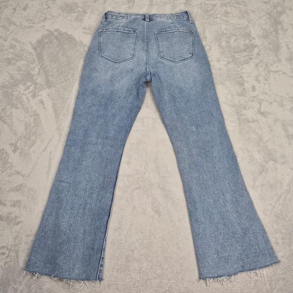 KanCan Petite 3 (28) Hawthorne Jeans Light Wash Flare Raw Hem Patch Pocket Short - Picture 11 of 11